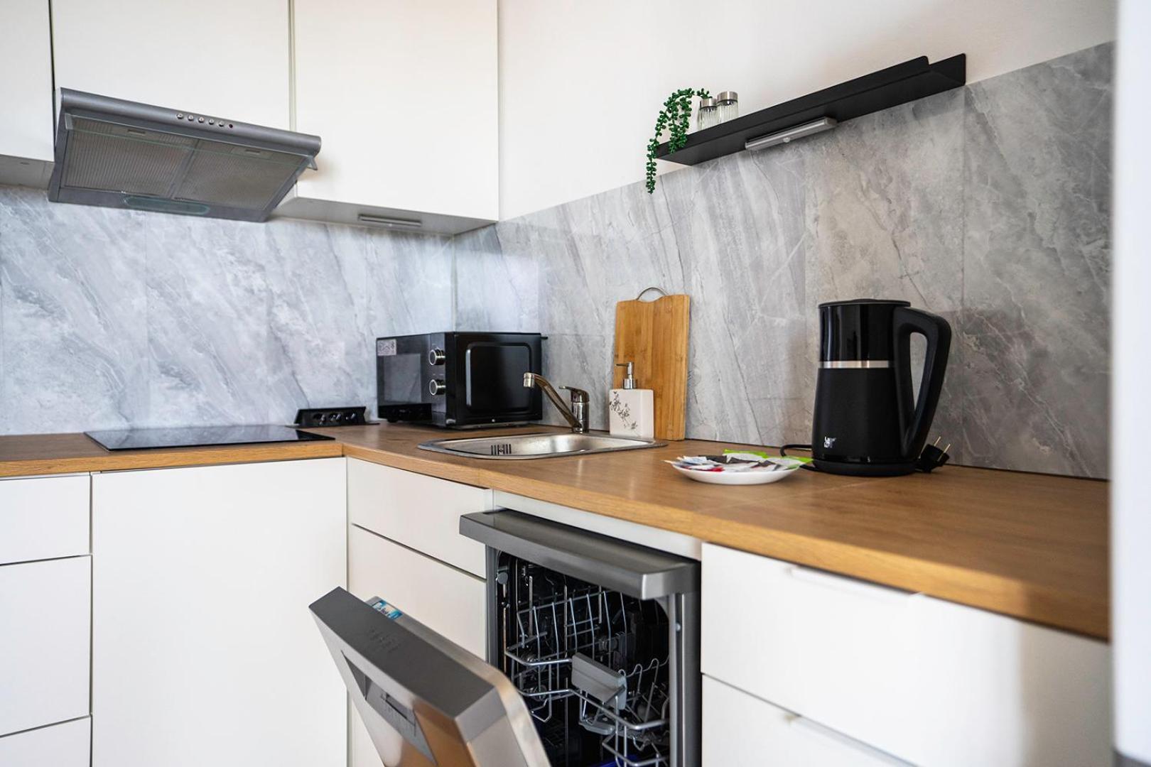 Apartament Goclaw Retreat With Balcony - River & Park Nearby - By Rentujemy Warszawa